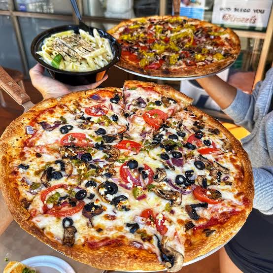 Pirozzi's Italian Deli & Pizzeria