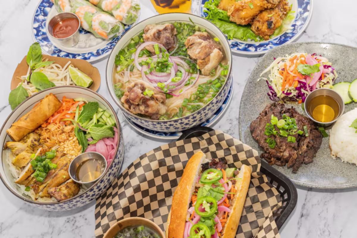 Saigon Oi Cafe